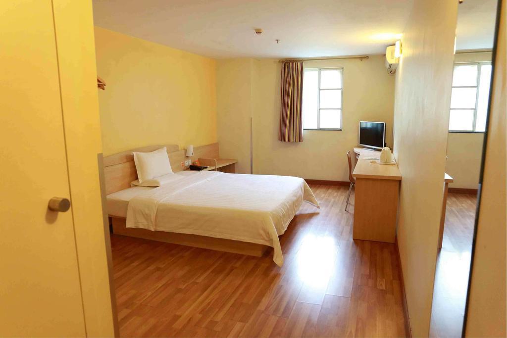 7Days Inn Foshan Zumiao Baihua Plaza Zimmer foto